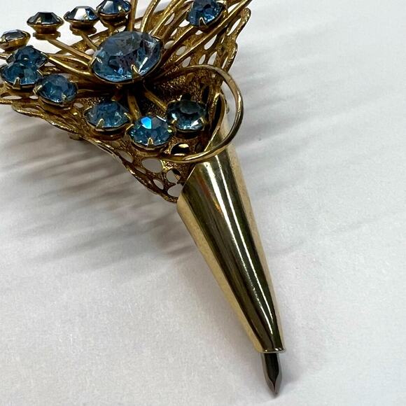 Vintage Blue Rhinestone Prong Set Brooch Flower Basket Gold Tone Costume Pin - Picture 4 of 9